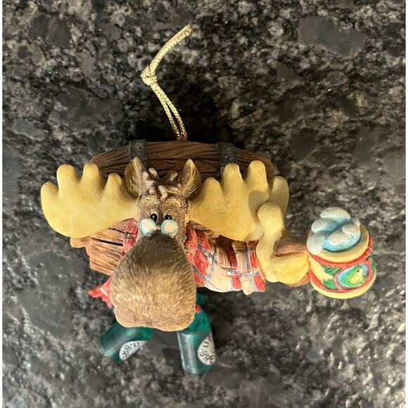 Enesco Moose Creek Crossing “Raise Your Spirits: Lift a Keg” 1995 Moose Ornament - Picture 2 of 3